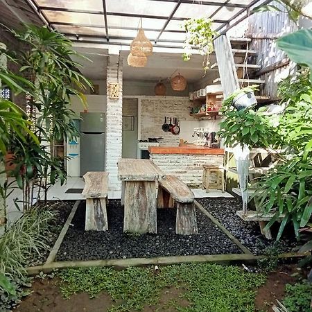 Pondok Ayu Homestay Canggu Exterior foto