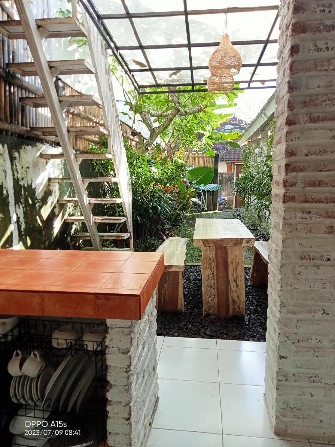 Pondok Ayu Homestay Canggu Exterior foto